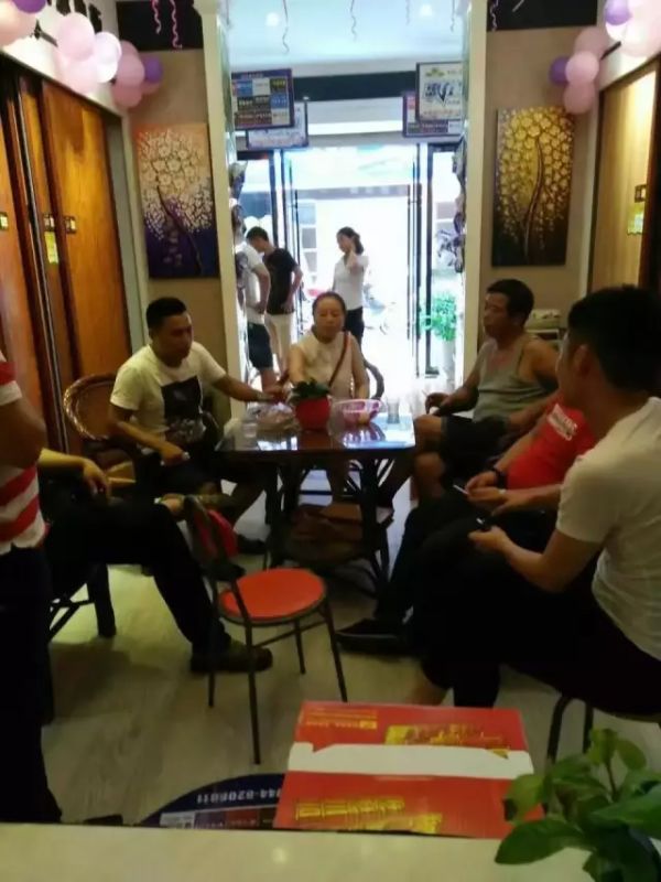 歐派地板專賣店