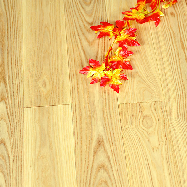 白蠟?zāi)緦?shí)木地板